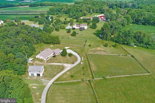 9478 Fort Stouffer Rd, Upton PA  17225-9780 exterior