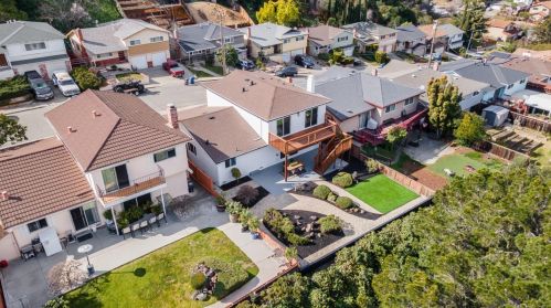 16624 Selby Dr, San Leandro CA  94578-1236 exterior
