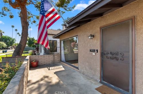 4538 Merrill Ave, Riverside, CA 92506-2325