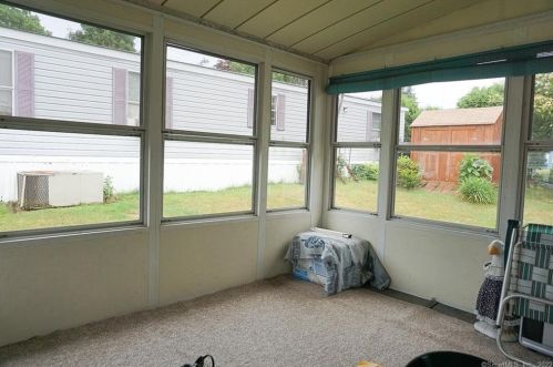 60 E St, Groton CT  06340-5366 exterior