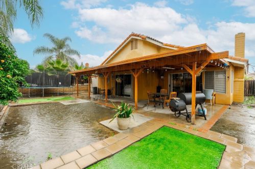 15022 Navel Way, Lake Elsinore CA  92530-7205 exterior