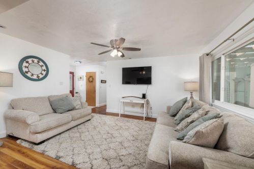 1412 Cottonwood St, Woodland CA  95695-5134 exterior