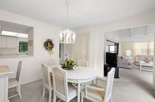 100 Lisa Ln, Oldsmar FL  34677-2369 exterior