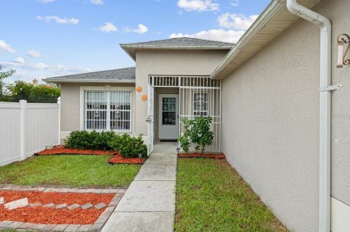 1911 Drum Dr, Kissimmee, FL 34759-4802