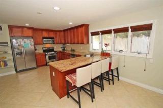 835 2nd St, Secaucus, NJ 07094-3428