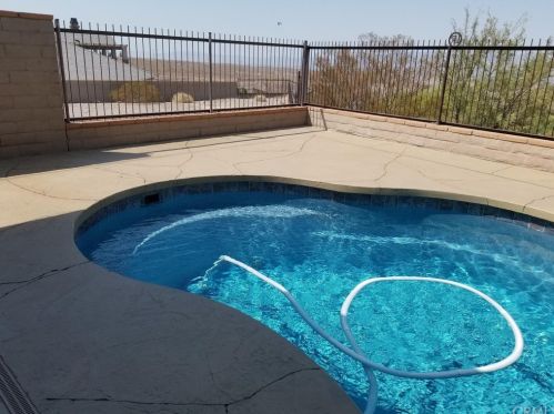 1423 Pioneer Trl, Bullhead City AZ  86429-1115 exterior