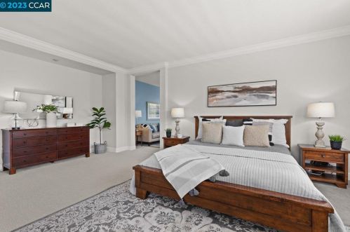 952 Maplegate Ct, Concord CA  94521-5450 exterior