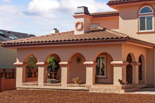 335 Coronado Ave, Princeton By The Sea, CA 94019-5109