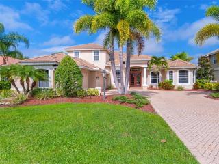 3717 Eagle Hammock Dr, Sarasota, FL 34240-8239