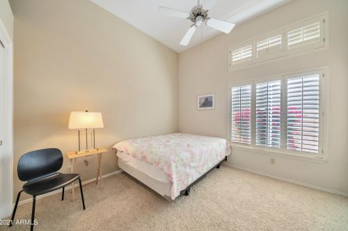 16010 13 Pl, Phoenix AZ 85042-5664 exterior