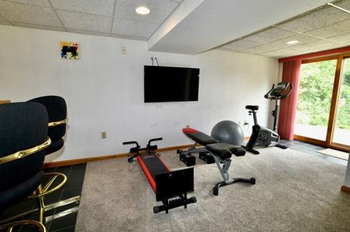 116 Treona Dr, Verona PA  15147-2629 exterior