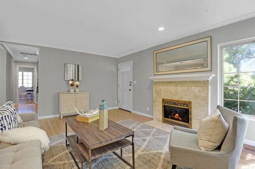 1725 Hampton Ave, Redwood City CA  94061-2608 exterior