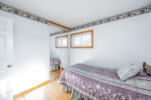 228 Grn Mnr Ter, Windsor Locks CT 06096-2737 exterior