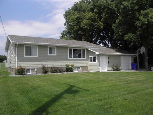 1305 5th St, Roscoe NE  69153-2201 exterior
