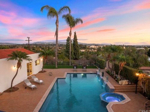 750 Santa Barbara Ave, Fullerton, CA 92835-2452
