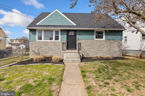 344 Union Ave, Gloucester, NJ 08031-1658
