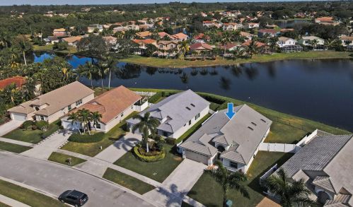 6208 Windlass Cir, Boynton Beach, FL 33472-5119