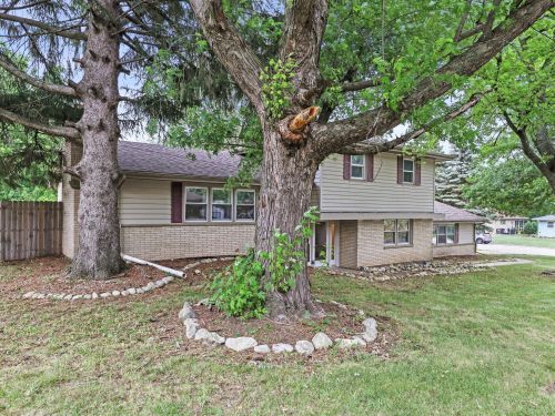 604 Braewood Dr, Waterford, WI 53185-4106