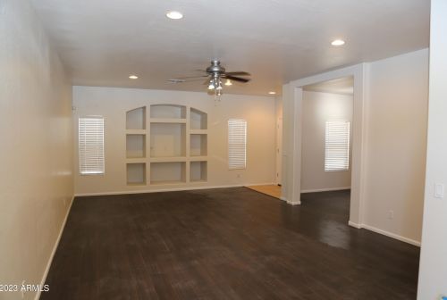 34104 26th Ave, Phoenix AZ  85085-5070 exterior