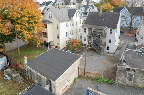 102 Fairview St, Waterbury CT  06710-1830 exterior