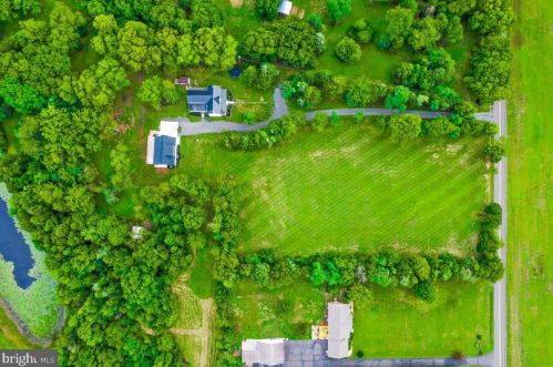 10719 Kettle Run Rd, Nokesville VA  20181-1715 exterior