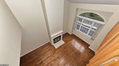 18 Noelle Ct, Lincoln Park NJ  07035-2237 exterior