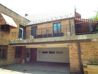 1943 Wightman St, Pittsburgh, PA 15217-1537