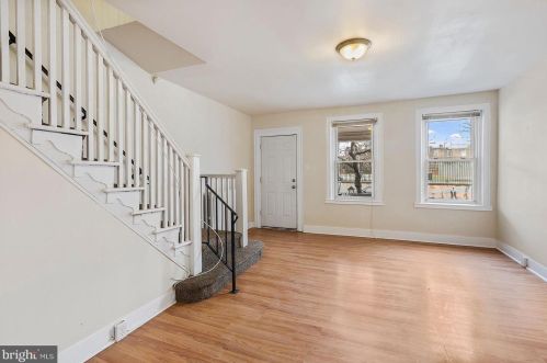5735 21st St, Philadelphia, PA 19138-2905