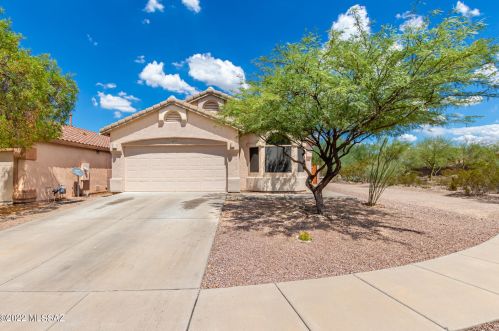 4237 Diamond Butte Ct, Tucson, AZ 85745-7133