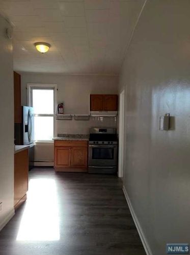 54 Commerce St, Outwater NJ  07026-3025 exterior