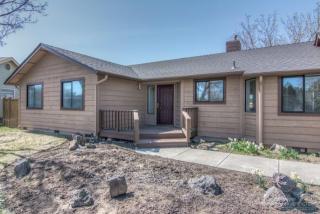 20784 Solstice Ct, Bend OR  97701-8403 exterior