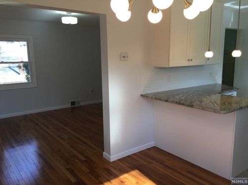 1427 Nelden Rd, Teaneck NJ  07666-6056 exterior