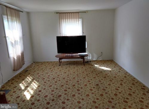 25 Garfield Dr, Willingboro NJ  08046-3227 exterior