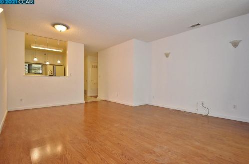 166 Farm Ln, Pacheco CA  94553-4185 exterior