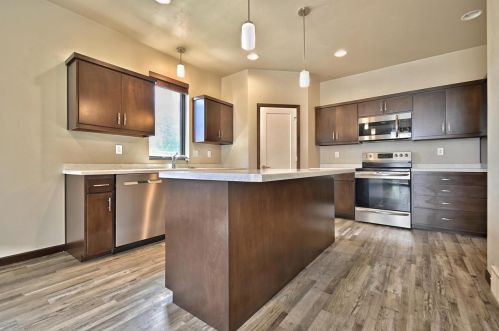 201 Van Buren St, Green Bay WI  54301-4827 exterior