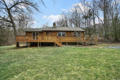 9 Conklin Rd, Warwick, NY 10990-3912
