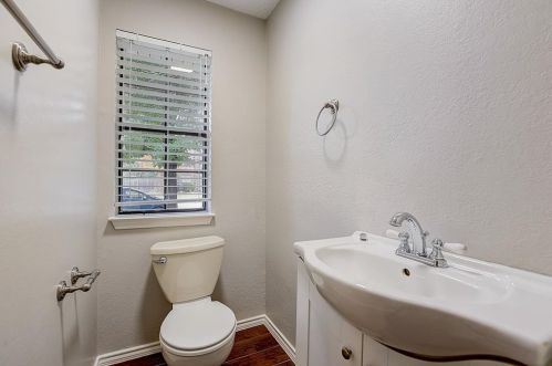608 Meadowbrook St, Allen TX  75002-4730 exterior