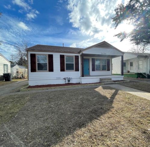 3606 Dawes Dr, Dallas, TX 75211-6112