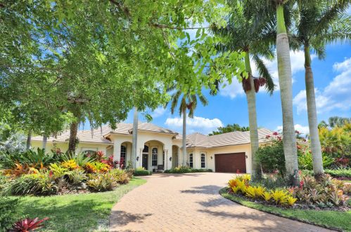 6544 Otter Dr, West Palm Beach, FL 33412-3000