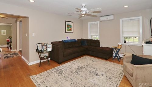 200 Rahway Ave, South Plainfield NJ  07080-3738 exterior