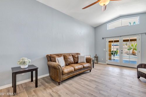 4626 Everett Dr, Phoenix AZ  85032-4893 exterior