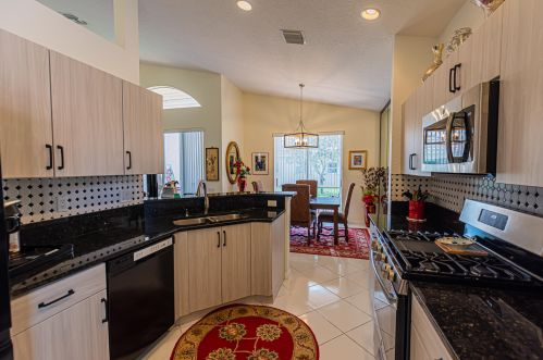 426 Springview Loop, Fort Pierce FL  34986-2663 exterior