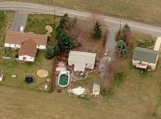 205 Southside Dr, North Newton, PA 17241-8910