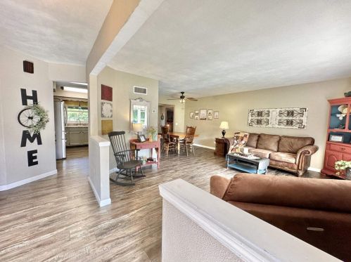 9016 Wyman Dr, Clinton, WI 53525-8777