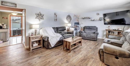 2670 Regina St, Green Bay, WI 54301-2834