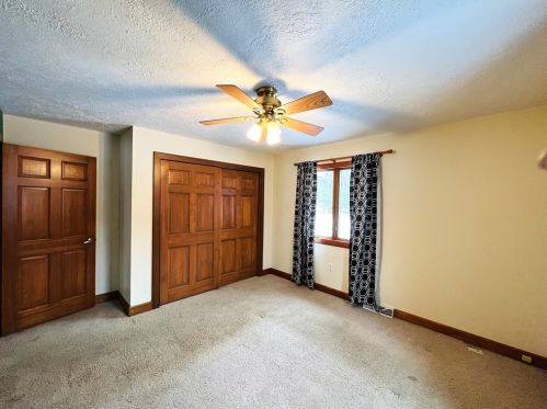 7 Forney Ln, New Castle PA  16105-1817 exterior