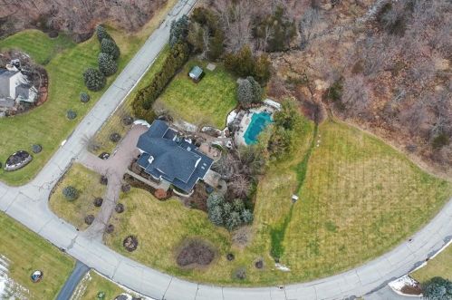 16 Mdw Rdg Rd, Warwick NY  10990-2535 exterior