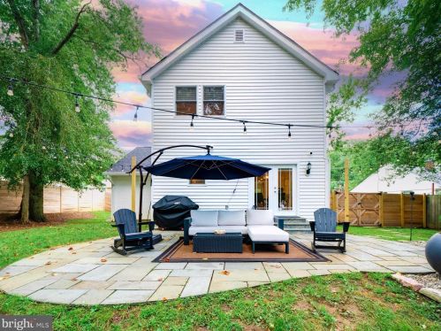 7003 Hickory Hill Rd, Falls Church VA  22042-3903 exterior