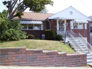 362 St, Springdale PA  15144-1233 exterior