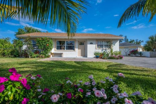 2190 1st Ln, Boynton Beach, FL 33435-2266